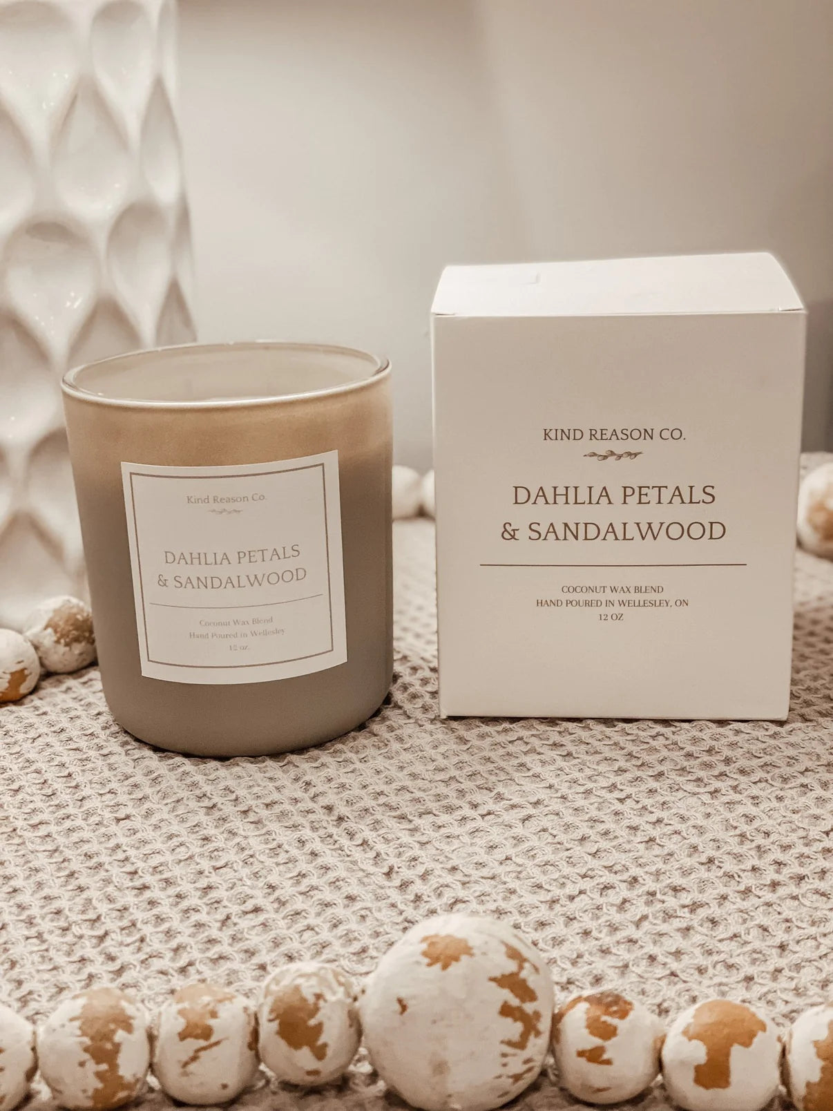 Dahlia Petals & Sandalwood Vegan Coconut Wax Candle