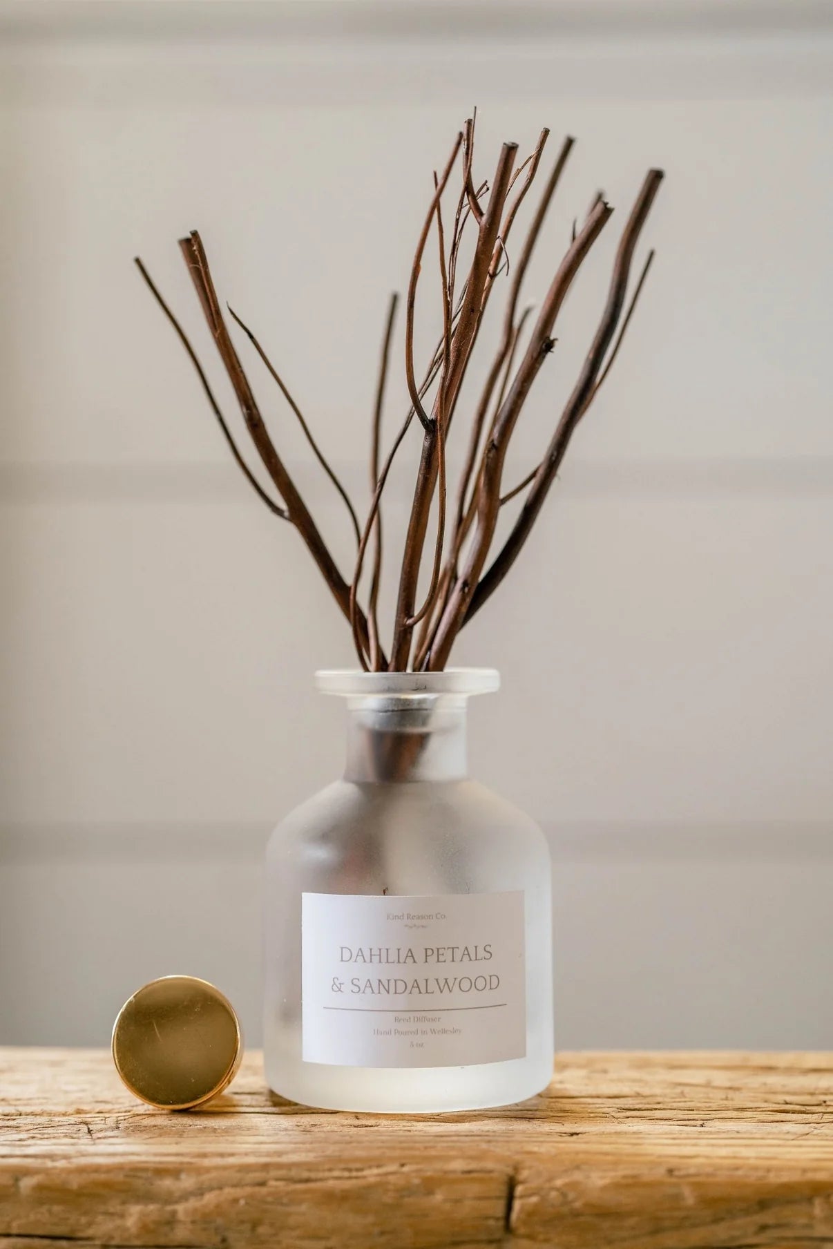 Dahlia Petals & Sandalwood - Reed Diffuser