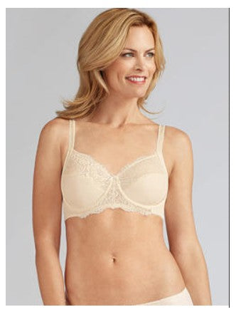Lilly Underwire Mastectomy Bra - Black